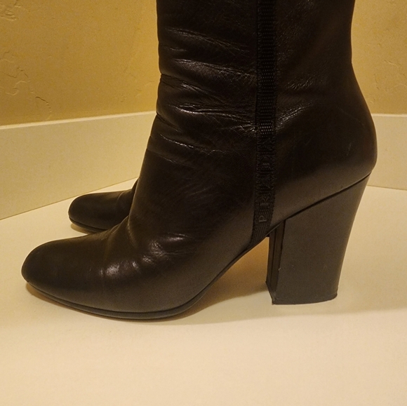 PRADA LEATHER ANKLE BOOTS 40/10 - Picture 4 of 7